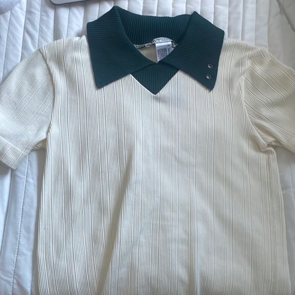 Green neckline white top long length ZARA
